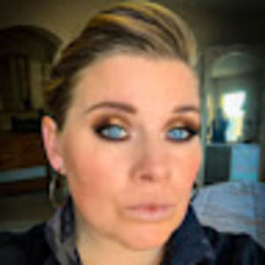 Meet your Posher, Jenna j.